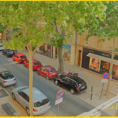 Le Craponne - Magnifique Appartement Cours Principal Plein Centre Avec Parking Salon-de-Provence Exterior photo